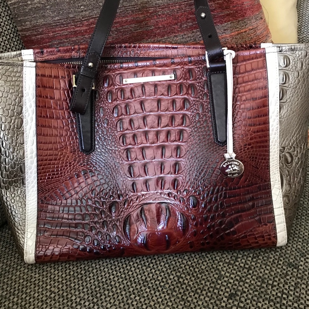 Authentic like new Brahmin purse